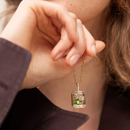 Adorne Amulet
