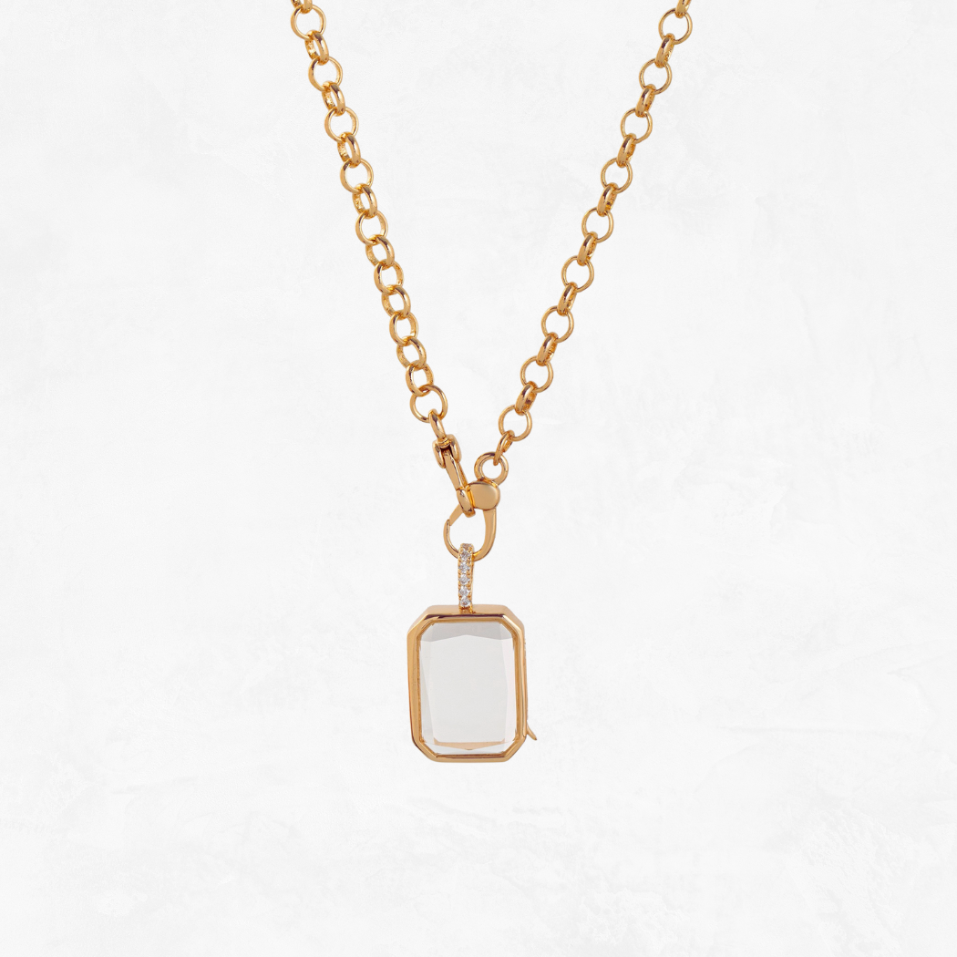 Adorne Amulet