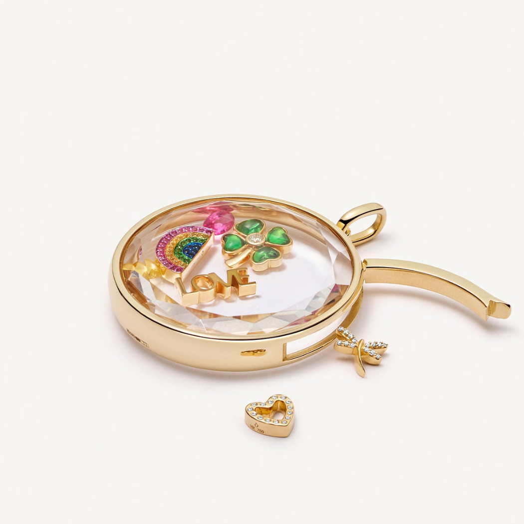 Adorne Amulet