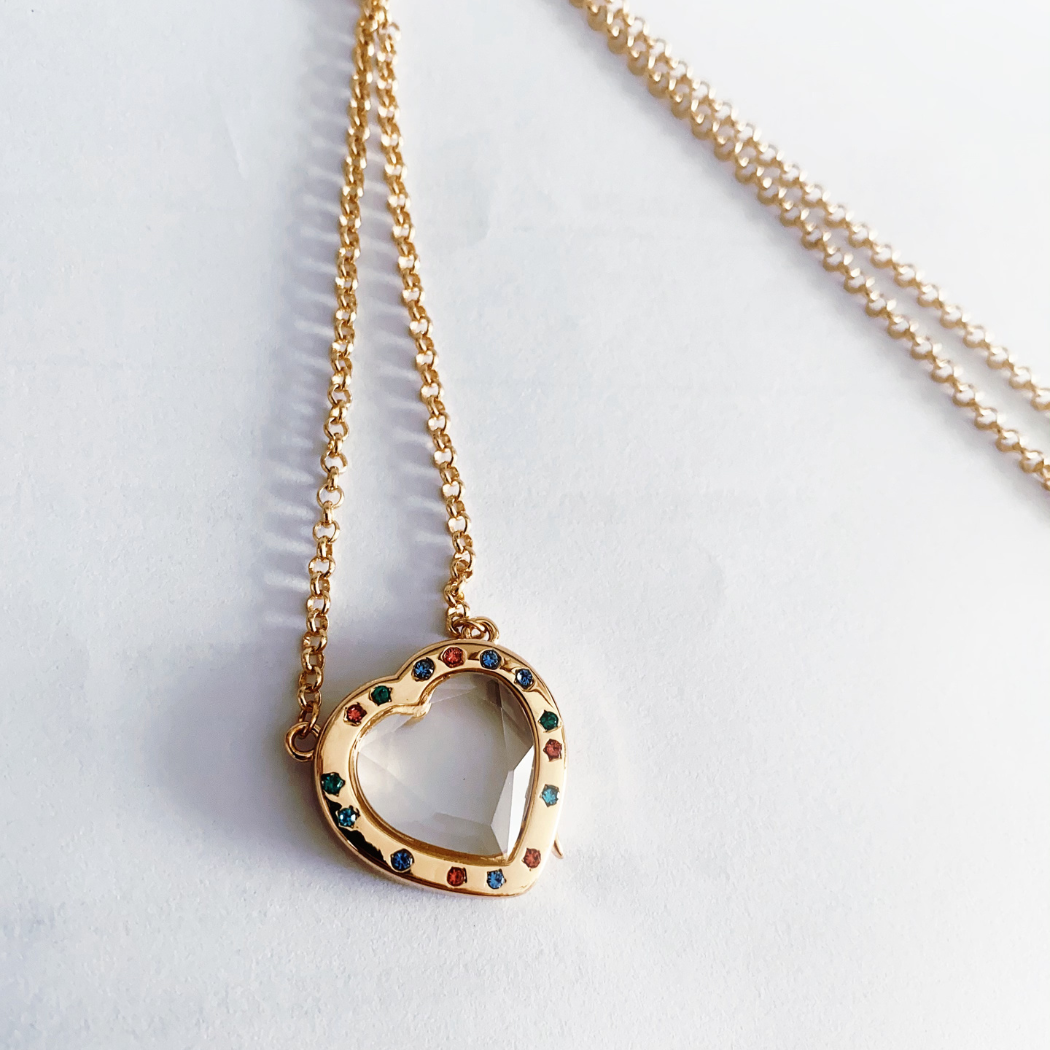 Adorne Amulet
